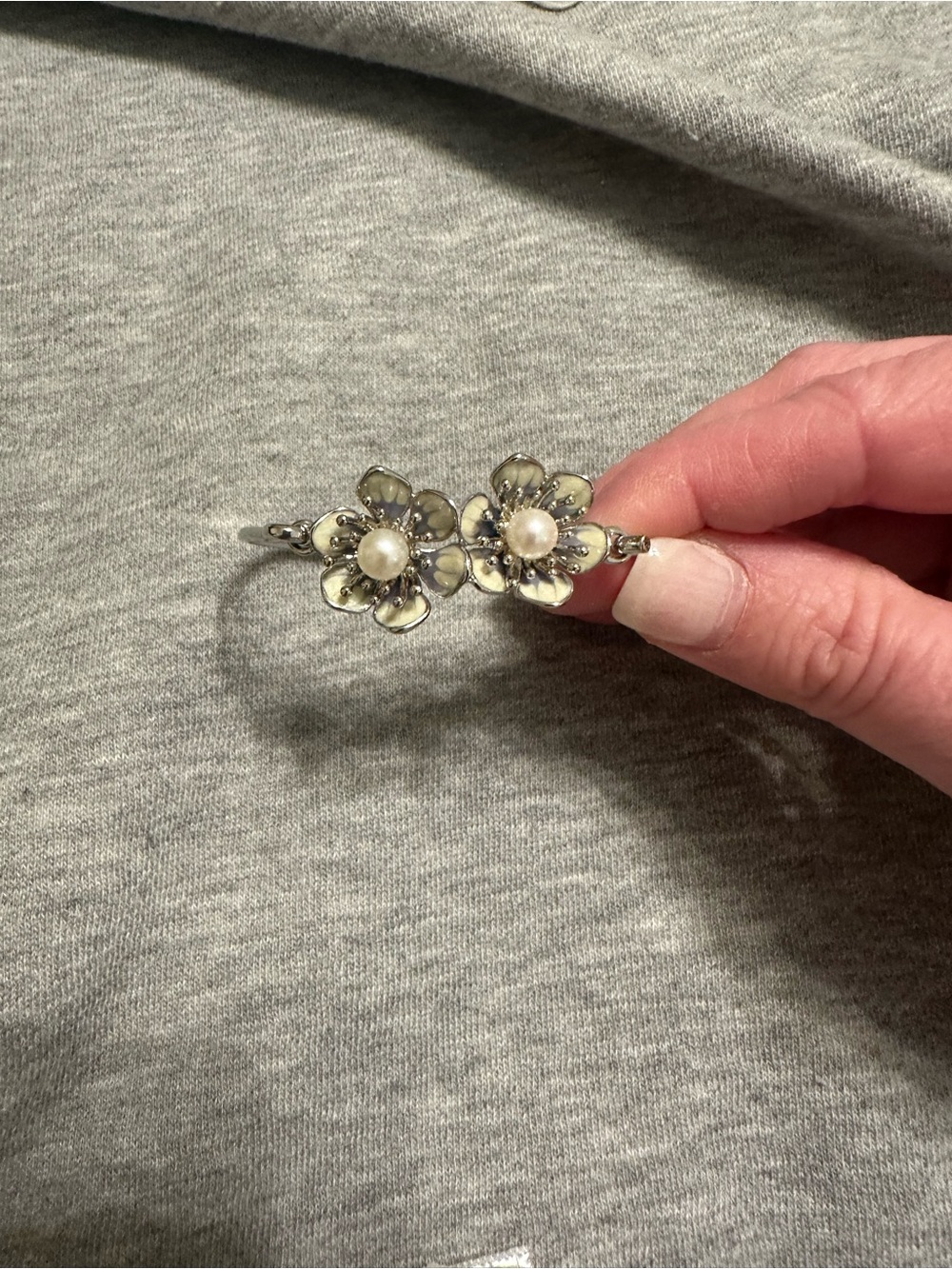 Vantel Pearls Silver Floral Pearl Bracelet